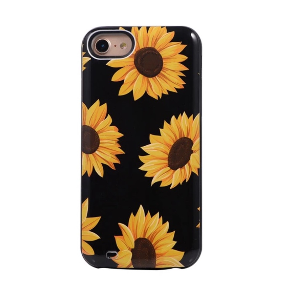 Battery charging case from Luxylemon